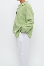 Load image into Gallery viewer, Vintage x Pastel Green Linen Buttonup (XS-XL)