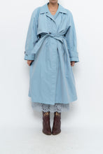 Load image into Gallery viewer, Vintage x LONDON FOG Baby Blue Belted Trench (XS-M)