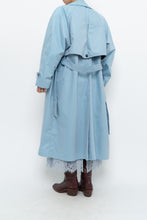 Load image into Gallery viewer, Vintage x LONDON FOG Baby Blue Belted Trench (XS-M)