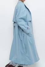 Load image into Gallery viewer, Vintage x LONDON FOG Baby Blue Belted Trench (XS-M)