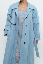 Load image into Gallery viewer, Vintage x LONDON FOG Baby Blue Belted Trench (XS-M)