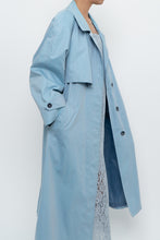 Load image into Gallery viewer, Vintage x LONDON FOG Baby Blue Belted Trench (XS-M)