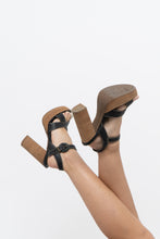 Load image into Gallery viewer, Vintage x Made in Brazil x Black Leather Chunky Platform Heels (7.5, 8)