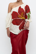 Load image into Gallery viewer, FARM x Anthropologie Red Floral Off-Shoulder Linen Blouse (S)