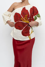 Load image into Gallery viewer, FARM x Anthropologie Red Floral Off-Shoulder Linen Blouse (S)