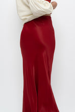 Load image into Gallery viewer, H&amp;M x Made in Turkey x Red Satin Maxi Skirt (XS)