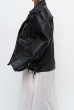 Load image into Gallery viewer, Vintage x FIRST CLASSICS Heavy Leather Biker Jacket (S, M)
