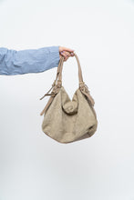 Load image into Gallery viewer, Vintage x GRIEGE Beige Suede Rose Embossed Purse