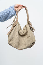 Load image into Gallery viewer, Vintage x GRIEGE Beige Suede Rose Embossed Purse