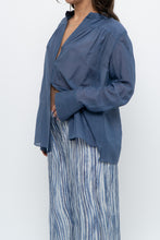 Load image into Gallery viewer, LAUNDRY BY SHELLI SEAGAL x Blue Flowy Semi-sheer Blouse (XS-M)