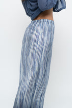 Load image into Gallery viewer, GIUSY ITALY x Blue, White Patterned Flowy Beach Pant (XS-M)