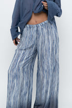 Load image into Gallery viewer, GIUSY ITALY x Blue, White Patterned Flowy Beach Pant (XS-M)