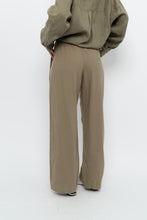 Load image into Gallery viewer, THE GROUP BY BABATON x Olive Green Linen Lounge Pant (XS, S)