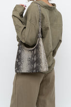 Load image into Gallery viewer, Vintage x Faux Leather Grey Snakeskin Purse