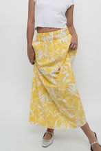 Load image into Gallery viewer, FAITHFUL THE BRAND x Yellow Floral Maxi Skirt (XS)