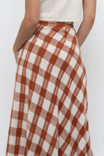 Load image into Gallery viewer, Vintage x Made in India x Orange, Cream Gingham Cotton Maxi Skirt (XXS)