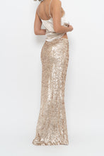 Load image into Gallery viewer, Modern x Champagne Sequin Knit Maxi Skirt (XS, S)