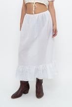 Load image into Gallery viewer, Vintage x Made in Canada x White Cotton Semi-sheer Maxi Skirt (XS, S)