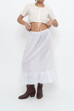 Load image into Gallery viewer, Vintage x Made in Canada x White Cotton Semi-sheer Maxi Skirt (XS, S)