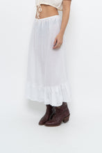 Load image into Gallery viewer, Vintage x Made in Canada x White Cotton Semi-sheer Maxi Skirt (XS, S)