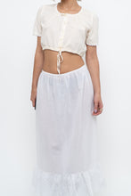 Load image into Gallery viewer, Vintage x Made in Canada x White Cotton Semi-sheer Maxi Skirt (XS, S)