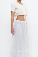 Load image into Gallery viewer, Vintage x Made in Canada x White Cotton Semi-sheer Maxi Skirt (XS, S)