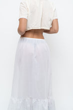 Load image into Gallery viewer, Vintage x Made in Canada x White Cotton Semi-sheer Maxi Skirt (XS, S)