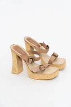 Load image into Gallery viewer, Vintage x Made in Brazil x ALDO Beige Chunky Heels (8)