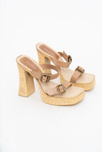 Load image into Gallery viewer, Vintage x Made in Brazil x ALDO Beige Chunky Heels (8)