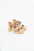 Load image into Gallery viewer, Vintage x Made in Brazil x ALDO Beige Chunky Heels (8)