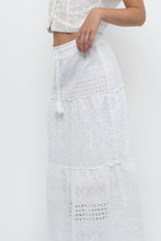 Load image into Gallery viewer, Vintage x MEXX White Cotton-blend Pointelle Maxi Skirt (XS)