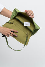 Load image into Gallery viewer, Vintage x Green Fabric Purse
