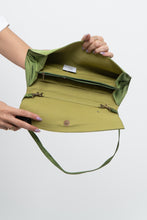Load image into Gallery viewer, Vintage x Green Fabric Purse