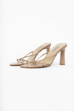 Load image into Gallery viewer, Vintage x ALDO Beige Strappy Leather Heels (6.5, 7)