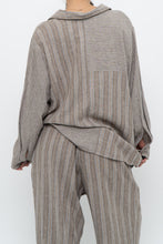 Load image into Gallery viewer, Vintage x Made in India x Brown Linen Striped Set (M, L)