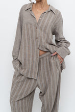 Load image into Gallery viewer, Vintage x Made in India x Brown Linen Striped Set (M, L)