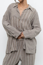 Load image into Gallery viewer, Vintage x Made in India x Brown Linen Striped Set (M, L)