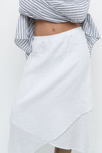 Load image into Gallery viewer, Vintage x Made in USA x White Linen Midi Skirt (S, M)
