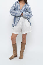 Load image into Gallery viewer, Vintage x Made in Italy x White Linen Short (XS-M)