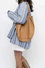 Load image into Gallery viewer, Vintage x Made in Turkey x Tan Leather Slouch Purse