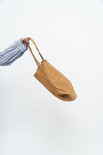 Load image into Gallery viewer, Vintage x Made in Turkey x Tan Leather Slouch Purse