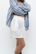 Load image into Gallery viewer, Vintage x Made in Italy x White Linen Short (XS-M)