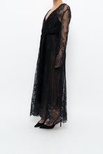 Load image into Gallery viewer, Vintage x CHARLOTTE RUSSE Black Lace Robe (S-XXL)