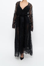 Load image into Gallery viewer, Vintage x CHARLOTTE RUSSE Black Lace Robe (S-XXL)