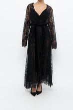 Load image into Gallery viewer, Vintage x CHARLOTTE RUSSE Black Lace Robe (S-XXL)