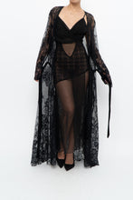 Load image into Gallery viewer, Vintage x CHARLOTTE RUSSE Black Lace Robe (S-XXL)
