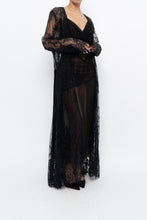 Load image into Gallery viewer, Vintage x CHARLOTTE RUSSE Black Lace Robe (S-XXL)