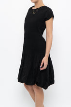 Load image into Gallery viewer, Vintage x Black Stretchy Textured Midi Dress (M, L)