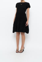 Load image into Gallery viewer, Vintage x Black Stretchy Textured Midi Dress (M, L)