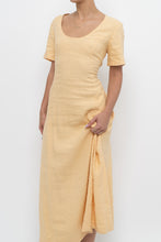 Load image into Gallery viewer, Vintage x CLUB MONACO Honey Yellow Linen Midi Dress (M)